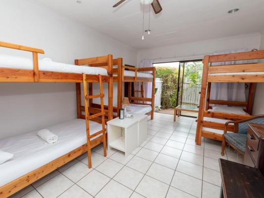 Room image 6