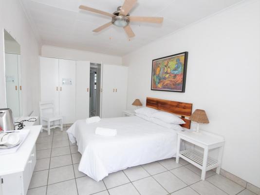 Room image 6