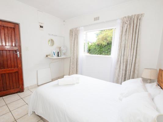 Room image 11