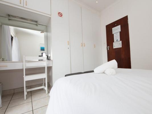 Room image 11