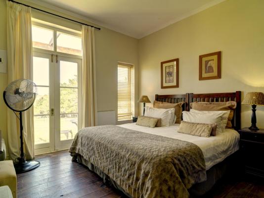 Room image 10