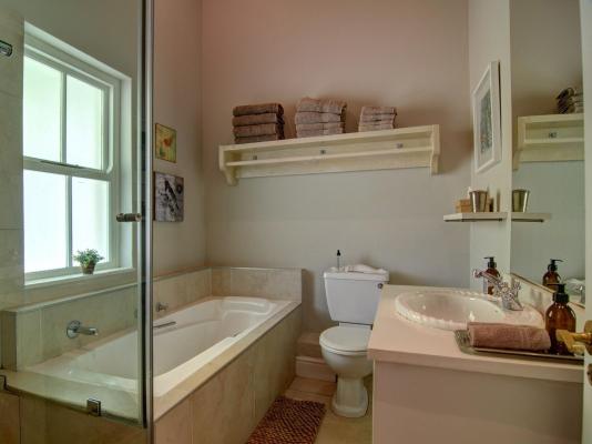Room image 6