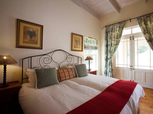 Room image 8