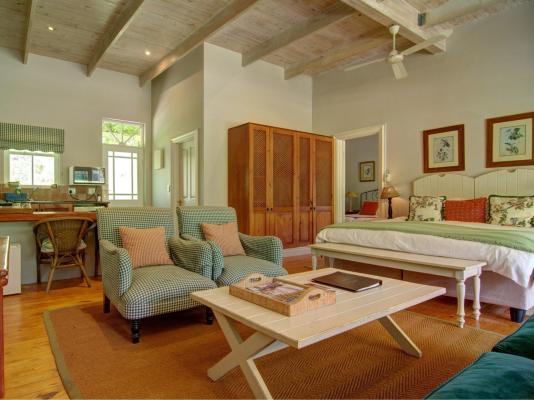 Room image 11