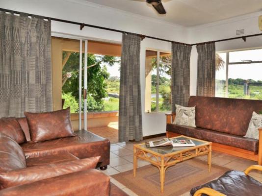 Room image 4