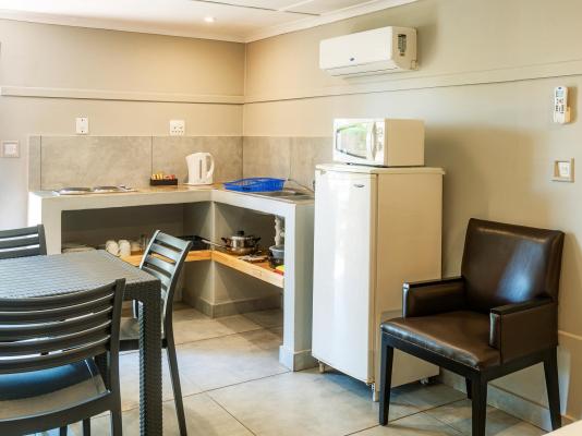 Room image 4
