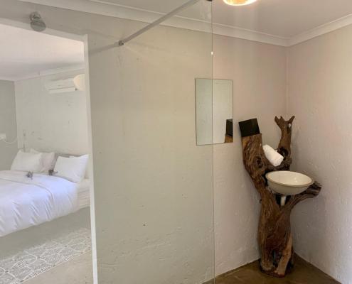 Room image 16