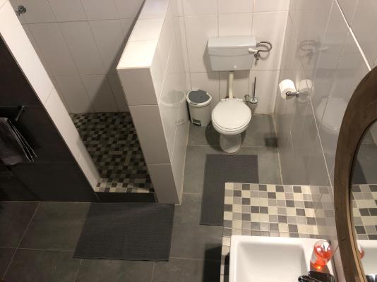 Room image 5