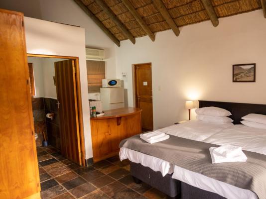 Room image 2