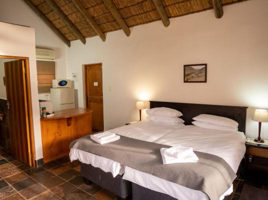 Room image 3