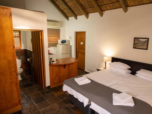 Room image 7