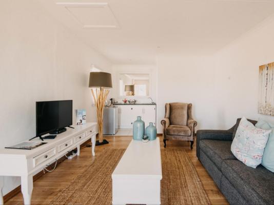 Room image 3