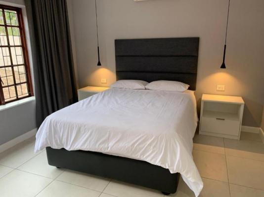 Room image 1