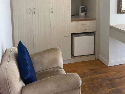 Room image 1