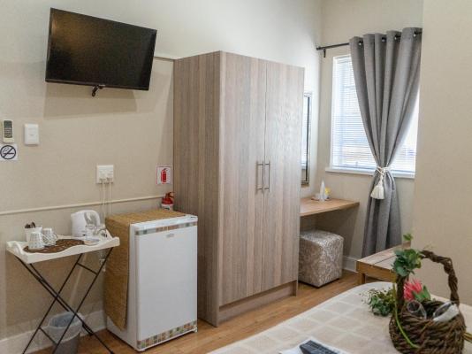 Room image 6