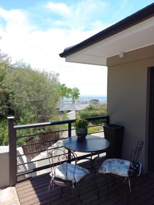 King Suite Patio