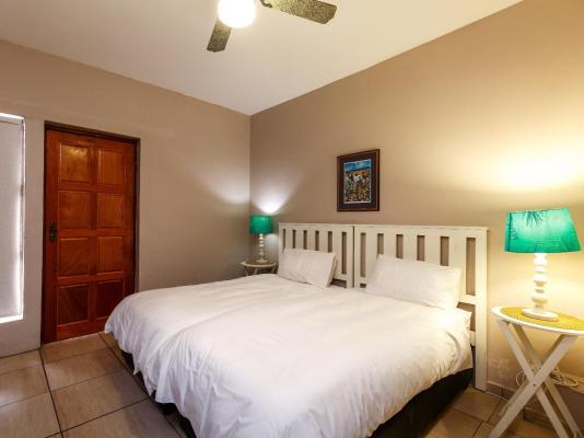 Room image 1