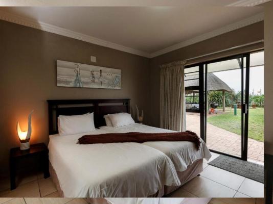 Room image 9