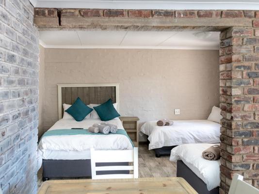 Room image 5