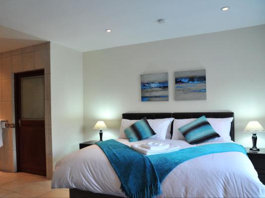 Room image 1