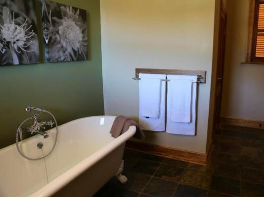 Room image 2
