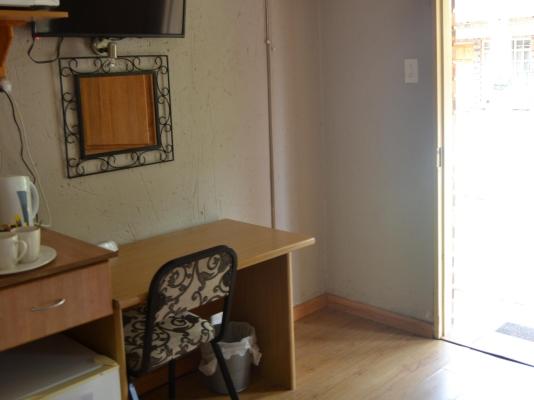 Room image 5