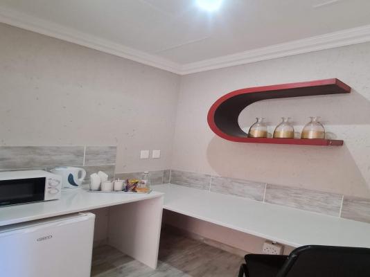 Room image 3