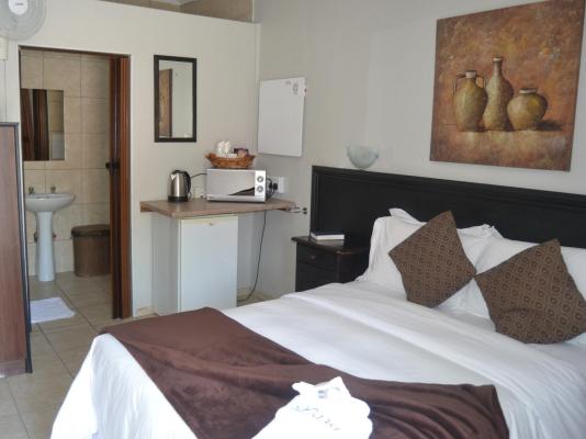 Room image 30