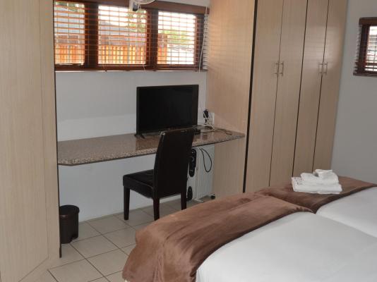 Room image 37