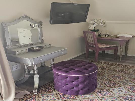 Room image 6