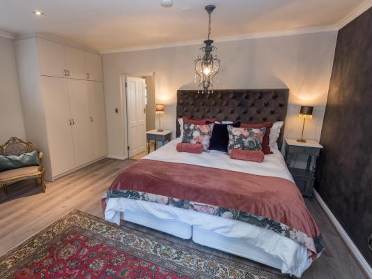 Room image 9