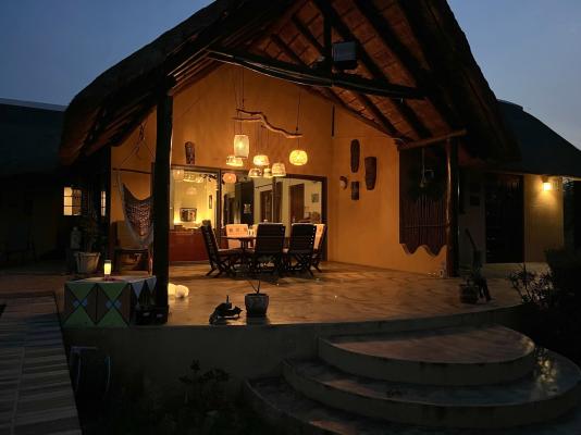 Umoja Bushvilla - 201615
