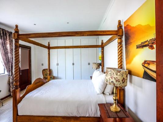 Room image 2