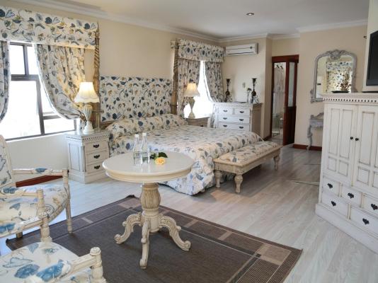 Room image 3