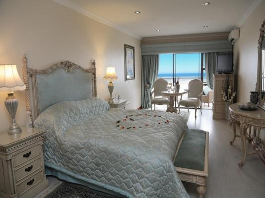 Room image 1