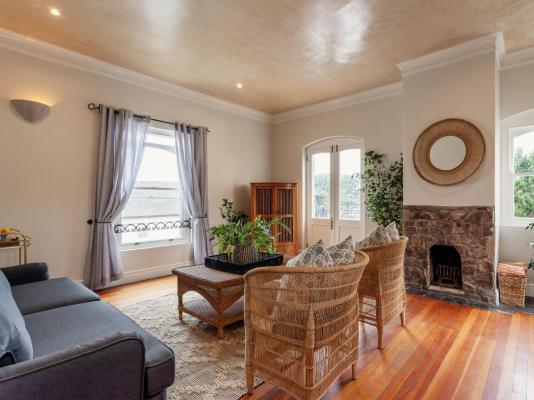 Room image 3