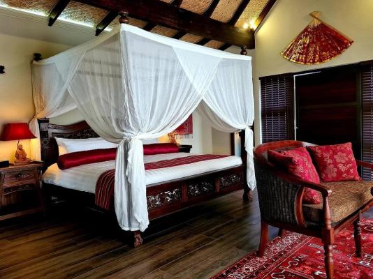 Room image 8