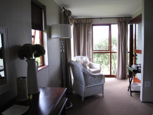 Room image 5