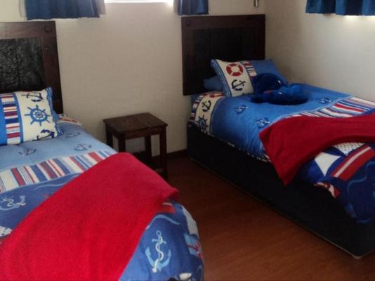 Room image 4