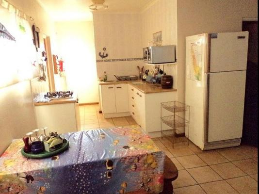 Room image 4