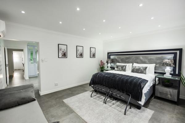 Room image 2
