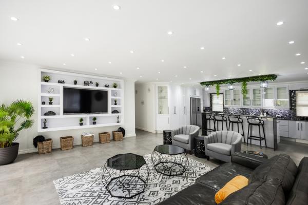 Luxury Room
