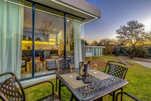 Kravit Premier Suites - 202929