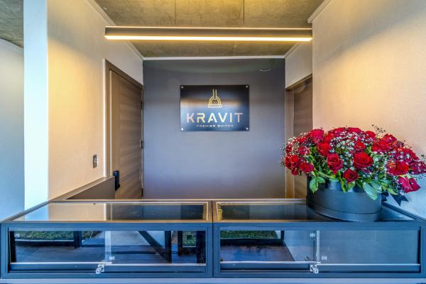 Kravit Premier Suites - 202938