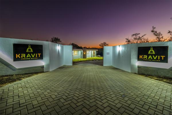 Kravit Premier Suites - 202943