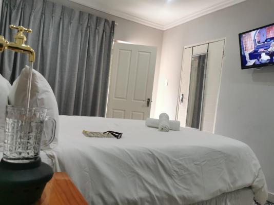 Comfort E Casa Guest Lodge - 203045