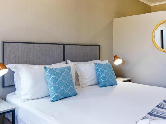 Room image 11