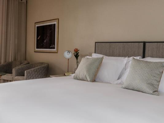 Room image 13