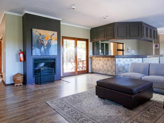Room image 4