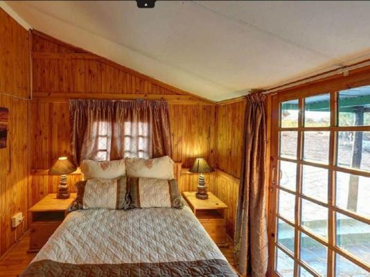 Room image 2